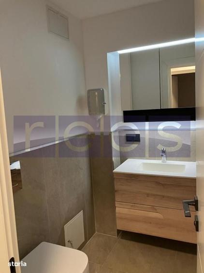 Apartament cu 4 camere în Lucrețiu Pătrășcanu