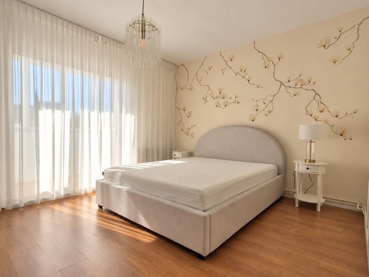 Apartament cu 3 camere decomandat, mobilat în Plopilor