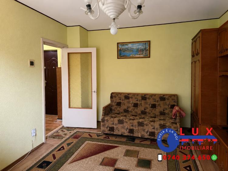 Apartament cu 2 camere decomandat în E3