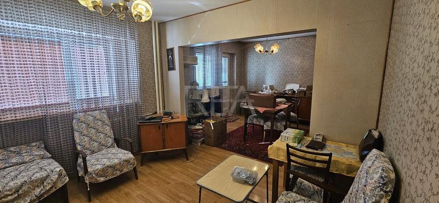 Apartament cu 4 camere decomandat, mobilat în Iancului