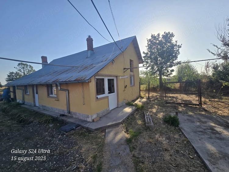 Casă cu Teren 3092 Mp în Siliștea