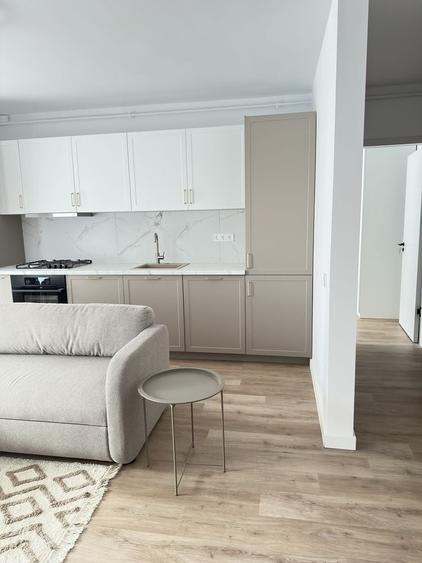 Apartament cu 2 camere semidecomandat în Florești