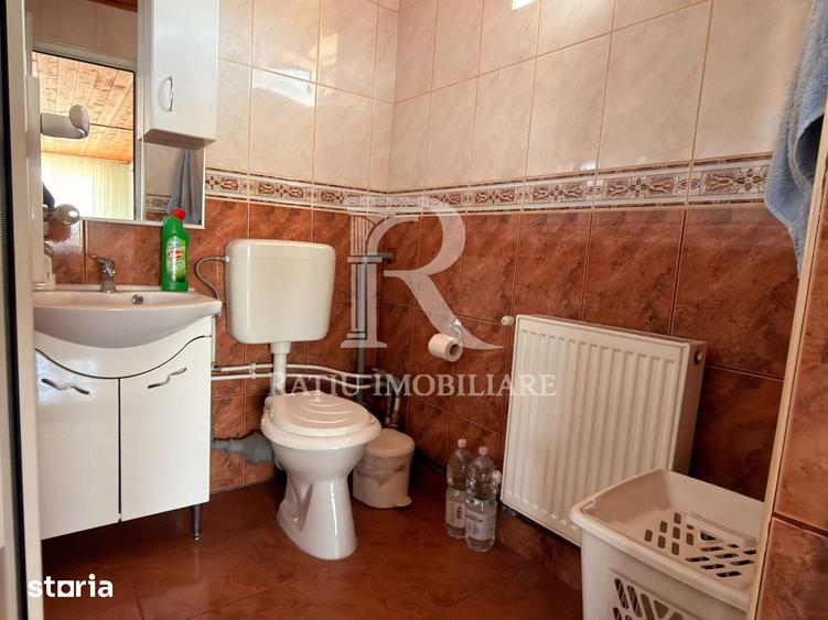 Casă cu 7 camere cu Teren 1500 Mp în Nojorid