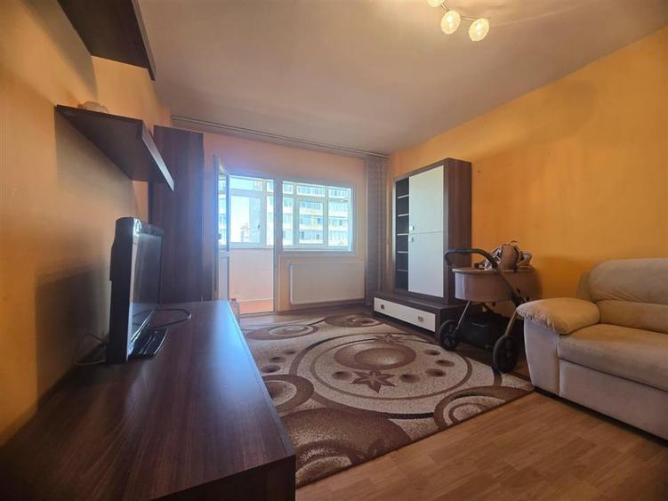 Apartament cu 2 camere decomandat în Orizont