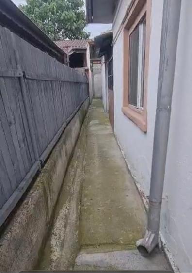 Casă individuală cu 3 camere cu Canalizare în Lascăr Catargiu