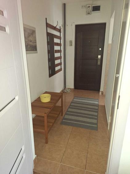 Apartament cu 2 camere decomandat în Exterior Vest