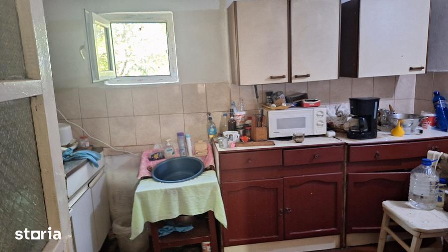 Casă cu 4 camere cu Teren 2800 Mp în Șagu