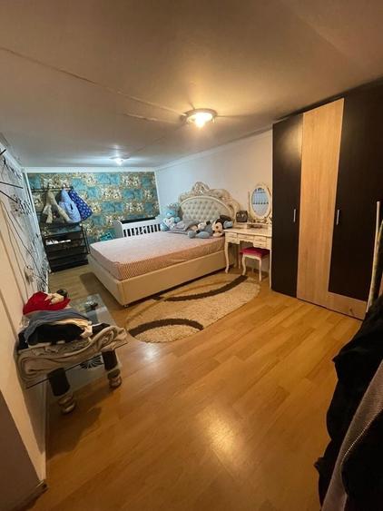 Casă cu 2 camere cu Teren 1600 Mp în Fundeni