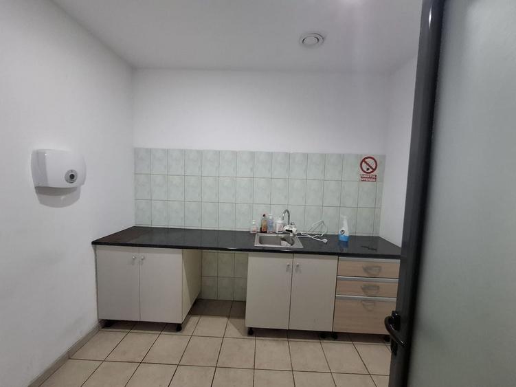 Spațiu industrial, de 1,700 mp, în Vest