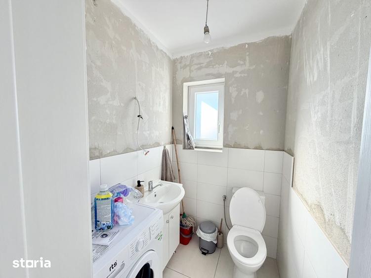 Casă cu 3 camere cu Teren 300 Mp în Moșnița Nouă