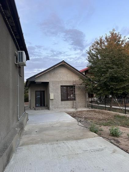 Casă cu 3 camere în Central