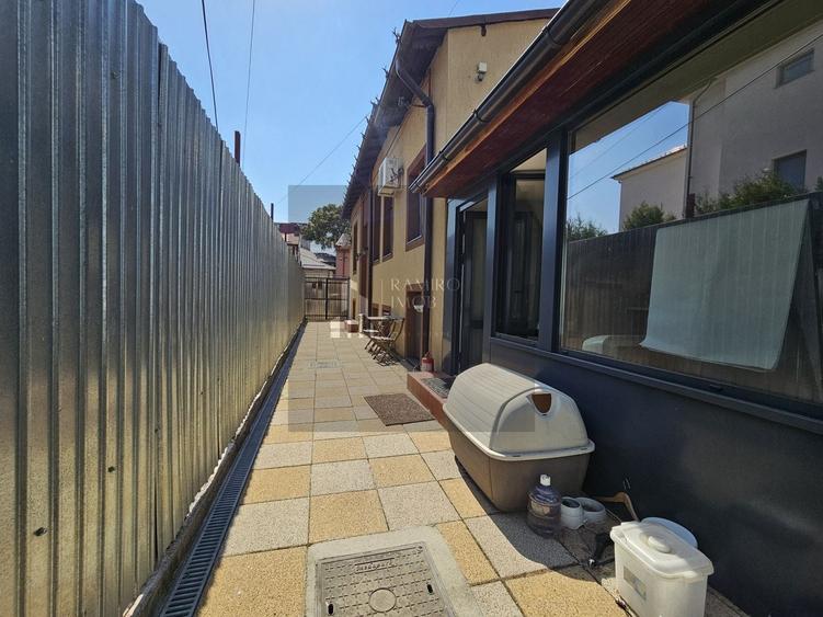 Casă individuală cu 5 camere cu Canalizare în Tineretului