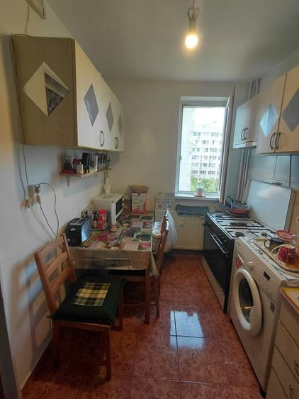 Apartament cu 2 camere semidecomandat în Obor