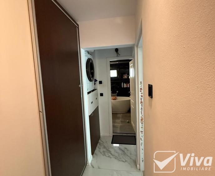 Apartament cu 3 camere decomandat, mobilat în Nicolina
