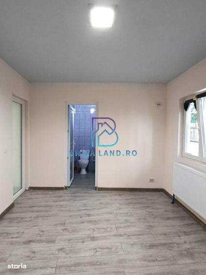 Casă cu 3 camere cu Teren 183 Mp în 16 Februarie