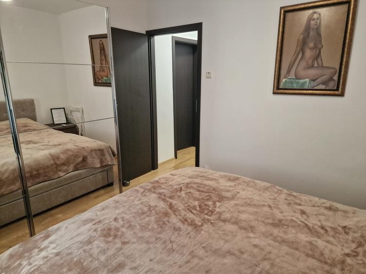 Apartament cu 2 camere semidecomandat în Moșilor