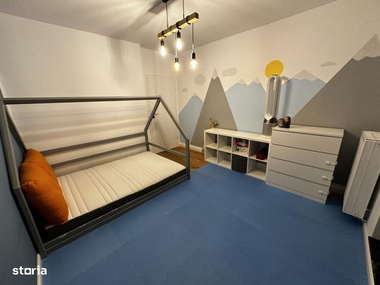 Apartament cu 3 camere decomandat în Sud