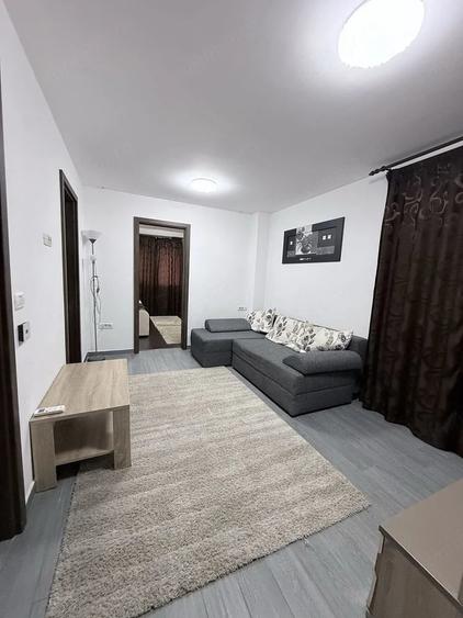 De inchiriat apartament 3 camere - 8