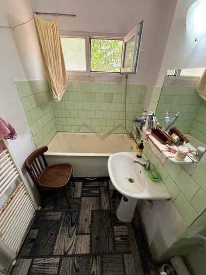 Apartament cu 2 camere semidecomandat în Tătărași