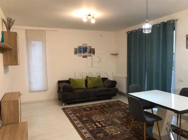 Apartament cu 2 camere semidecomandat, mobilat în Giroc