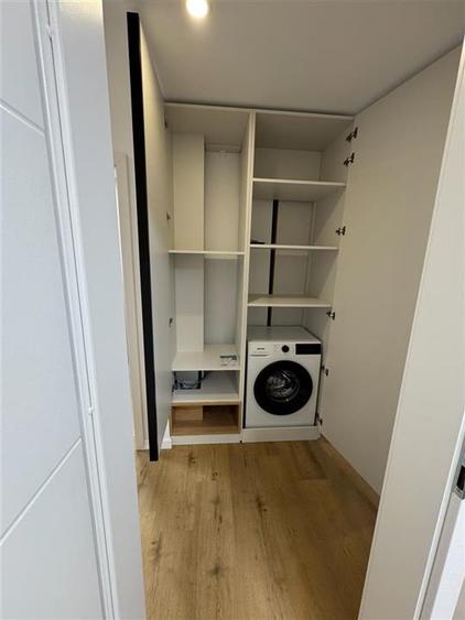 Apartament cu 3 camere decomandat, mobilat în Berceni