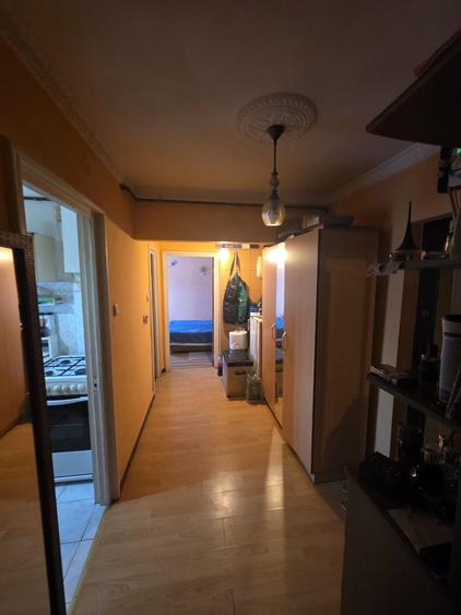 Apartament cu 2 camere decomandat în Trivale