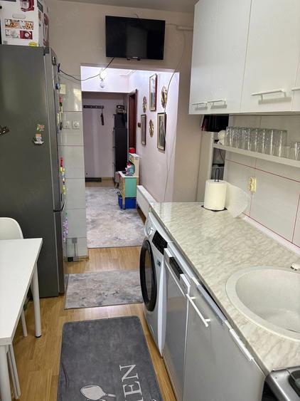 Apartament 2 camere mobilat, etaj 1, Micro 17 Gala?i 49,9 mp | Persoana fizica - 6