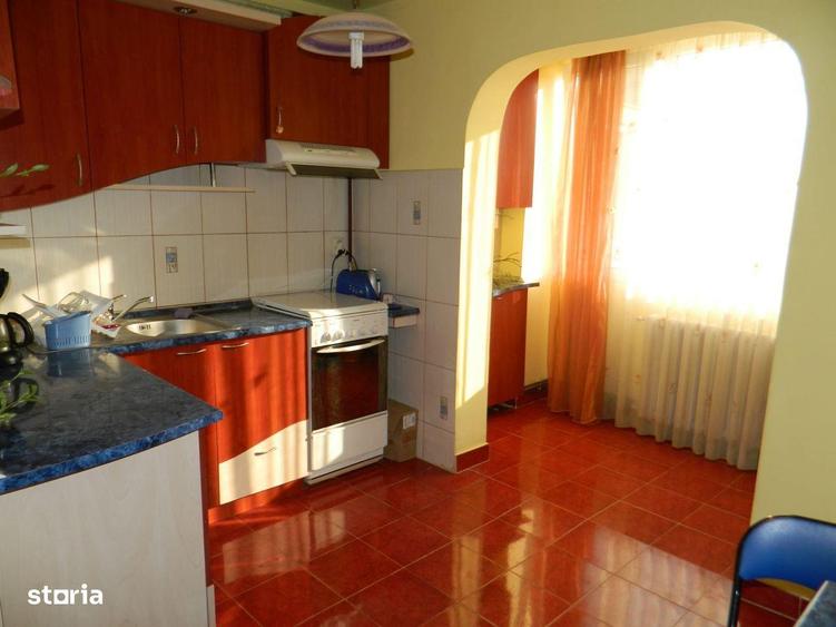 Apartament cu 2 camere semidecomandat, mobilat în Grigorescu