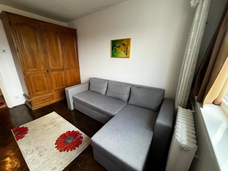 Apartament cu 2 camere decomandat în P-ța Gorjului