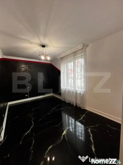 Apartament cu 4 camere decomandat în George Enescu