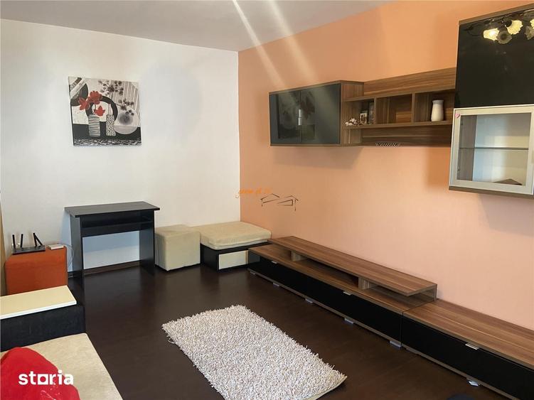 Apartament cu 2 camere decomandat în Ultracentral