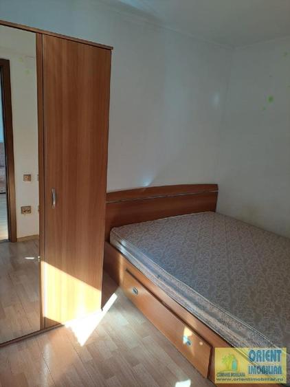 Tomis Nord, de inchiriat 2 camere, etaj 2, mobilat - 1