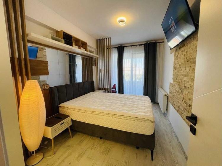 Apartament cu 2 camere semidecomandat în Runcu