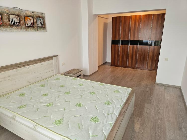 Apartament cu 2 camere decomandat în Drumul Taberei