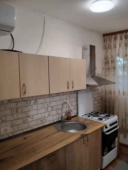 Garsonieră decomandată în Central