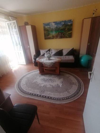 Apartament cu 2 camere decomandat în Lazaret