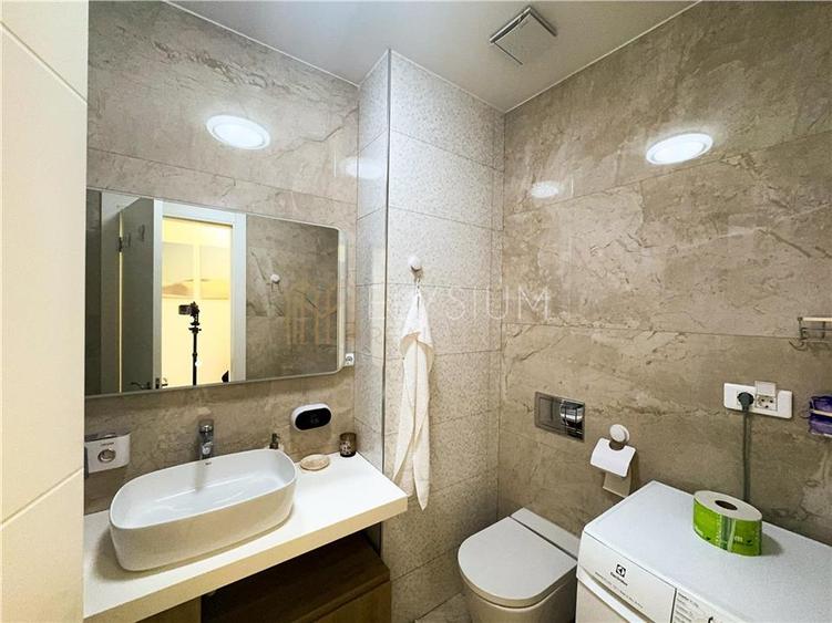 Apartament cu 3 camere semidecomandat, mobilat în Floreasca