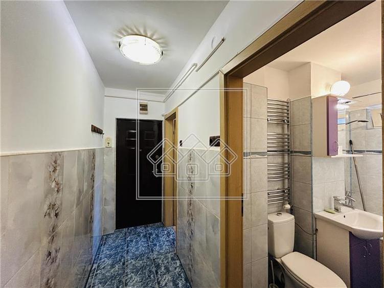 Apartament cu 2 camere nedecomandat în Cedonia