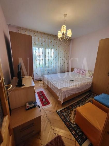 Apartament cu 3 camere decomandat în Valenta
