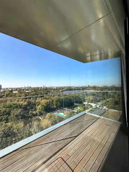 Apartament cu 4 camere decomandat în Floreasca
