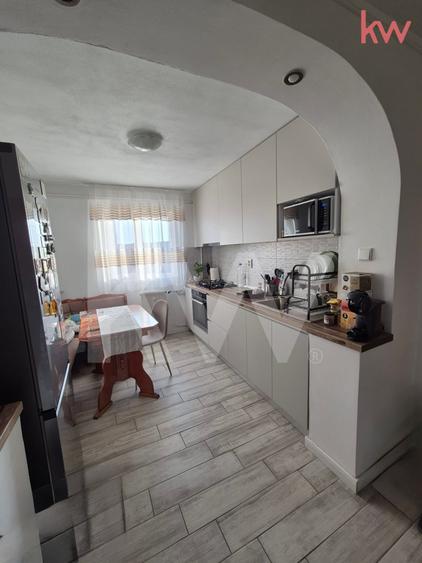 Apartament cu 3 camere semidecomandat, mobilat în Brazda lui Novac