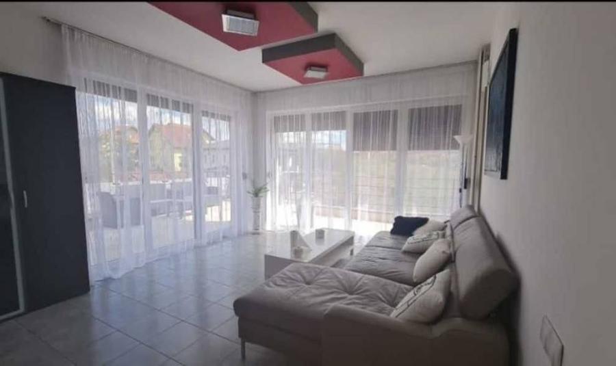 Apartament cu 3 camere în Europa