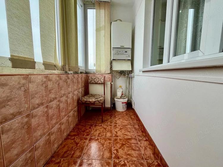Apartament cu 3 camere decomandat în Simion Bărnuțiu