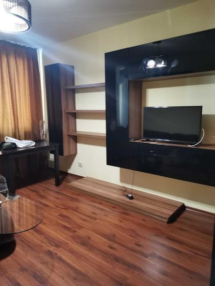 Apartament cu 2 camere decomandat în Berceni