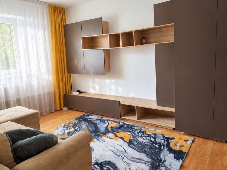 Apartament cu 2 camere semidecomandat, mobilat în Mănăștur