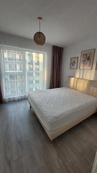 Apartament cu 2 camere decomandat în Calea București