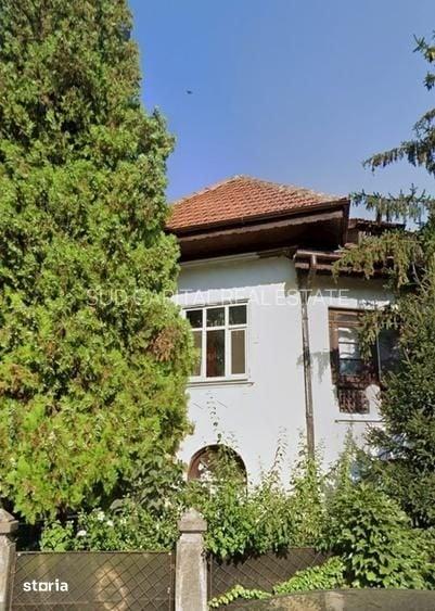 Casă cu 4 camere cu Teren 188 Mp în Grozăvești