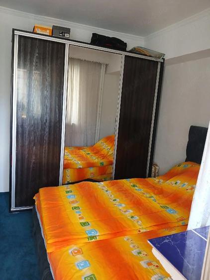 Apartament cu 3 camere decomandat în Albota