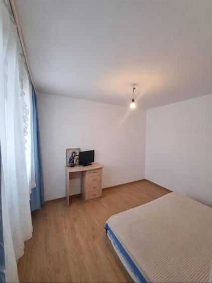 Apartament cu 2 camere semidecomandat în Șagului