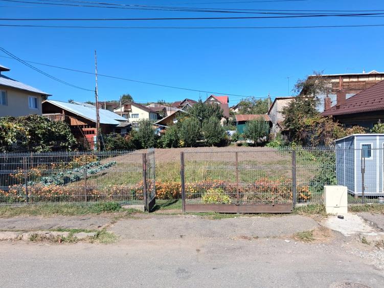 Teren Construcții intravilan de 500 mp, în Voila